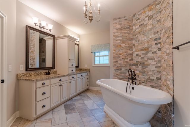 177 Morning Dove Lane, Boonville, IN 47601
