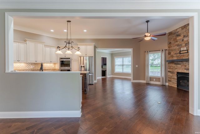 177 Morning Dove Lane, Boonville, IN 47601