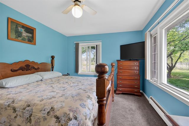 10260 Mack Island Road, Grass Lake, MI 49240