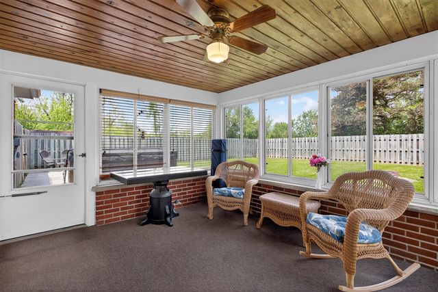 10260 Mack Island Road, Grass Lake, MI 49240