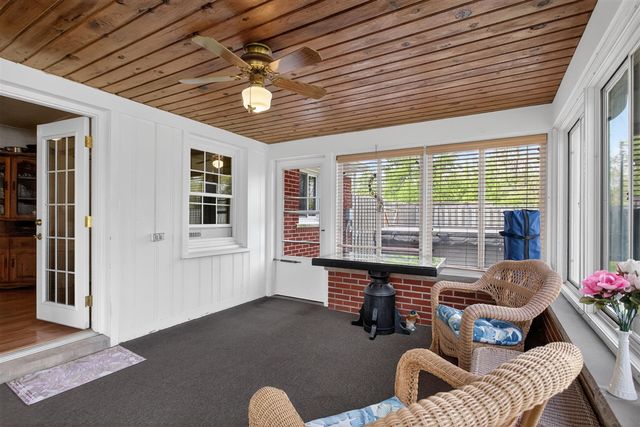 10260 Mack Island Road, Grass Lake, MI 49240