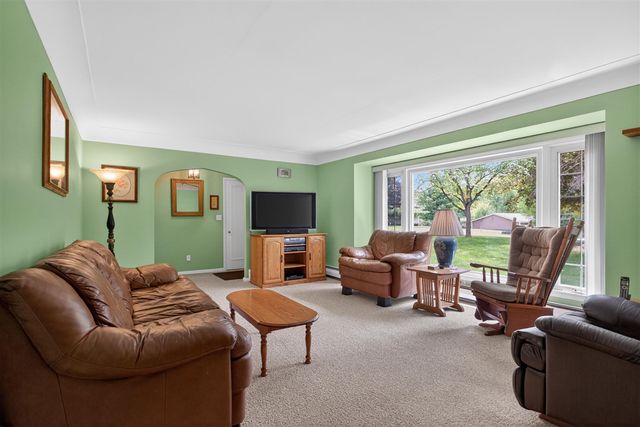 10260 Mack Island Road, Grass Lake, MI 49240