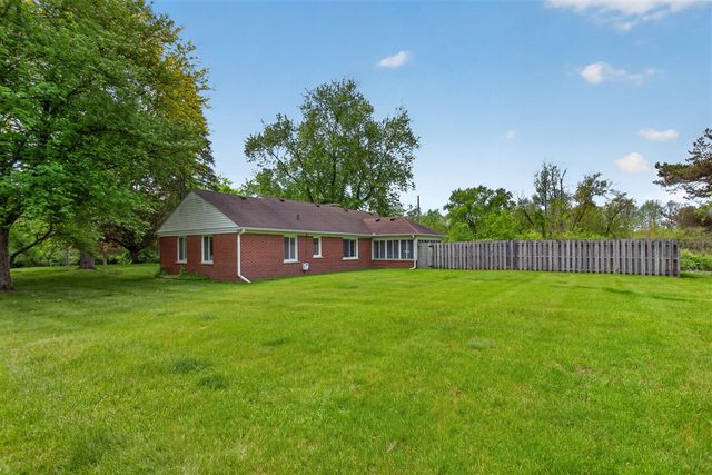 10260 Mack Island Road, Grass Lake, MI 49240
