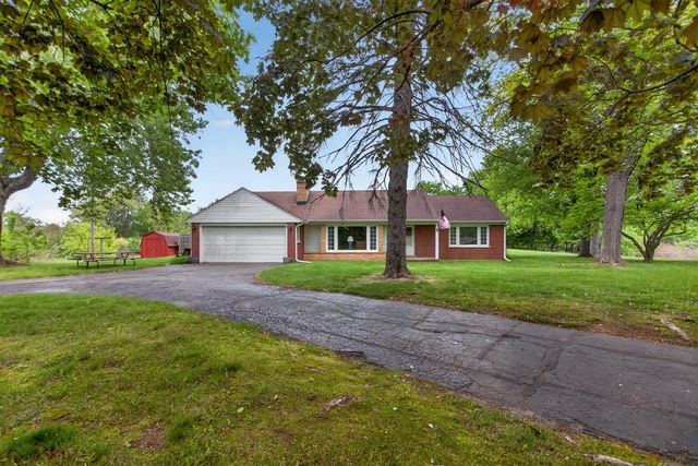 10260 Mack Island Road, Grass Lake, MI 49240
