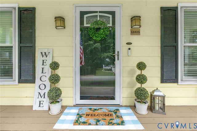 13325 Master Stag Dr, Chesterfield, VA 23112
