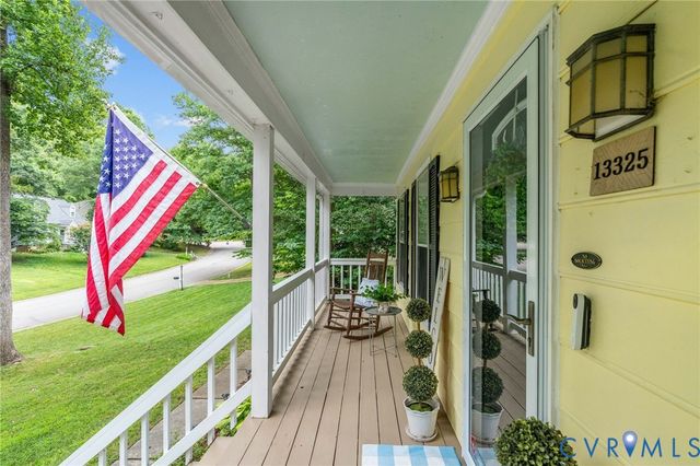 13325 Master Stag Dr, Chesterfield, VA 23112