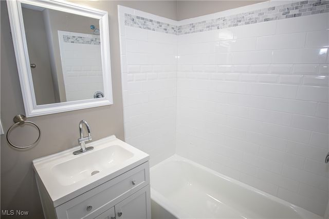 11906 Hamlen Avenue, Cleveland, OH 44120