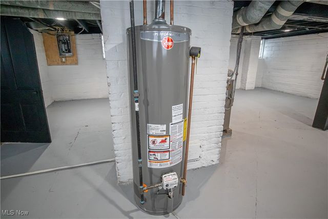 11906 Hamlen Avenue, Cleveland, OH 44120