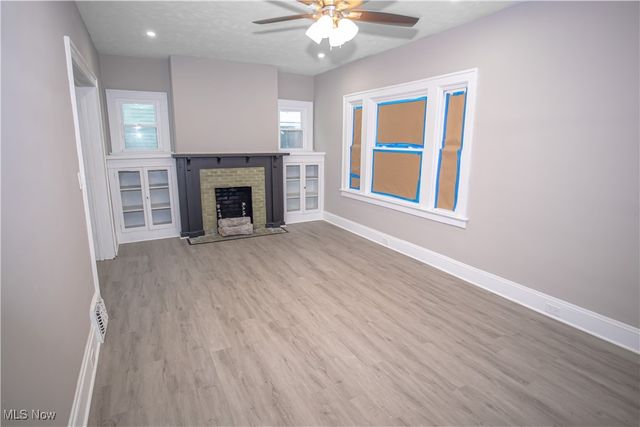 11906 Hamlen Avenue, Cleveland, OH 44120