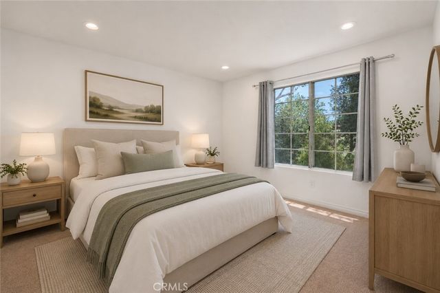 5525 Canoga Avenue 218, Woodland Hills, CA 91367