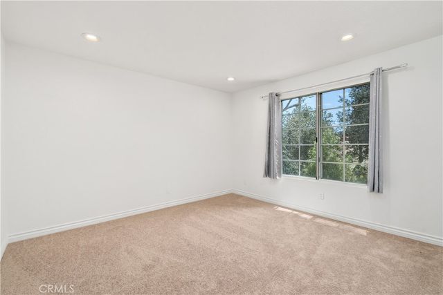 5525 Canoga Avenue 218, Woodland Hills, CA 91367