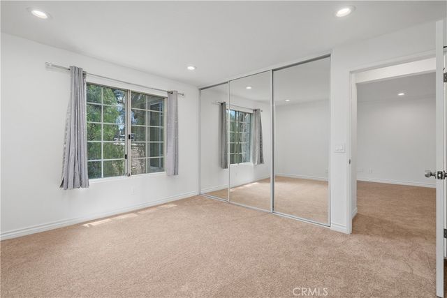 5525 Canoga Avenue 218, Woodland Hills, CA 91367