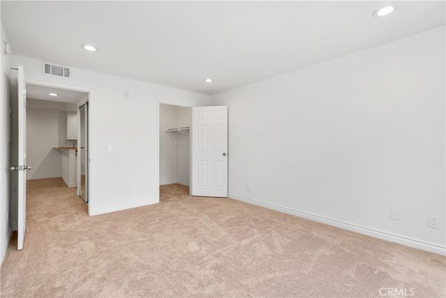 5525 Canoga Avenue 218, Woodland Hills, CA 91367