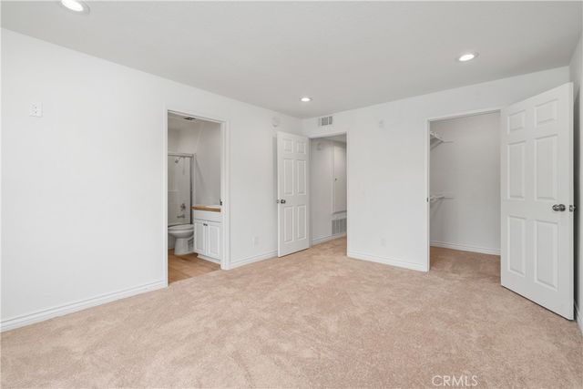 5525 Canoga Avenue 218, Woodland Hills, CA 91367
