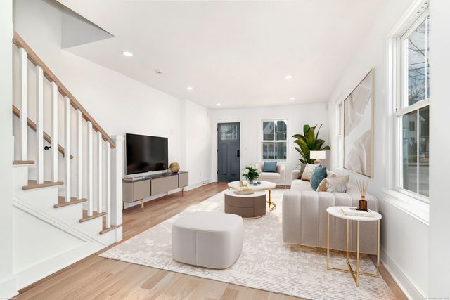54 Main Street, New Canaan, CT 06840
