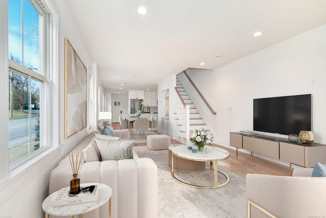 54 Main Street, New Canaan, CT 06840