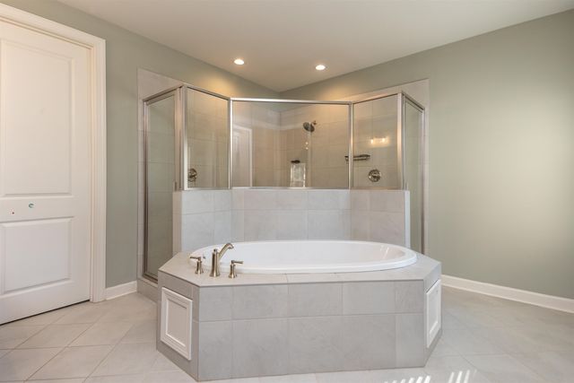 1157 MOUNTAIN SIDE DR, Collierville, TN 38017