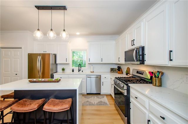 150 Mountain Vista Boulevard, Canton, GA 30115