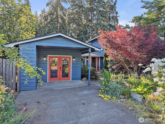 27117 41st Place S, Kent, WA 98032