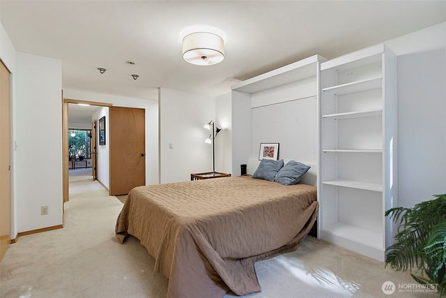 27117 41st Place S, Kent, WA 98032