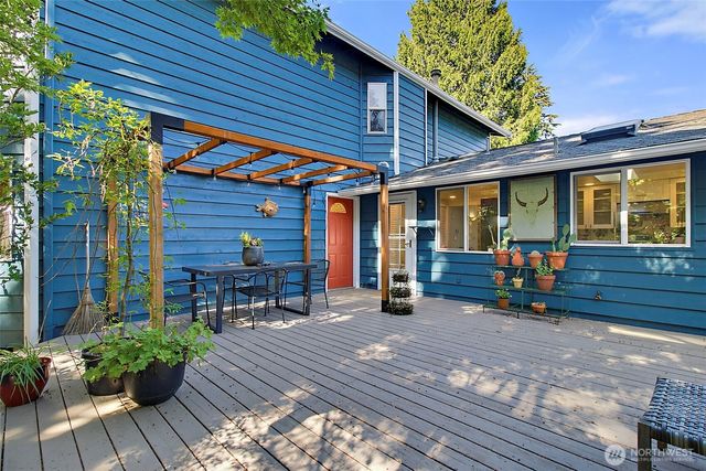 27117 41st Place S, Kent, WA 98032