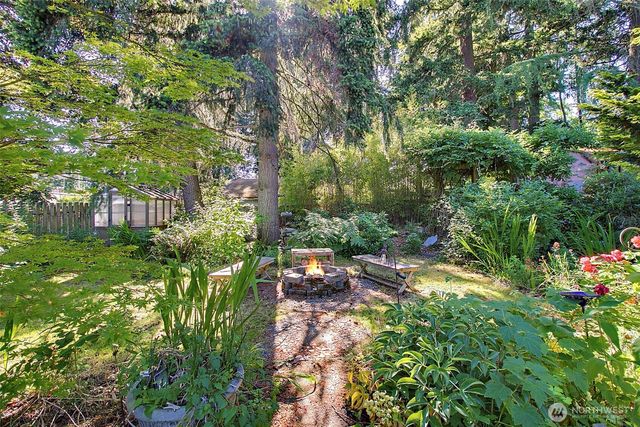 27117 41st Place S, Kent, WA 98032