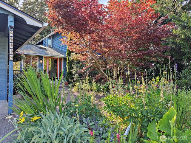 27117 41st Place S, Kent, WA 98032