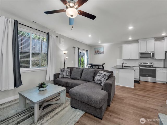 8311 Gilman Way, Arlington, WA 98223