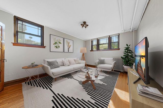 3125 3rd Avenue S, Minneapolis, MN 55408