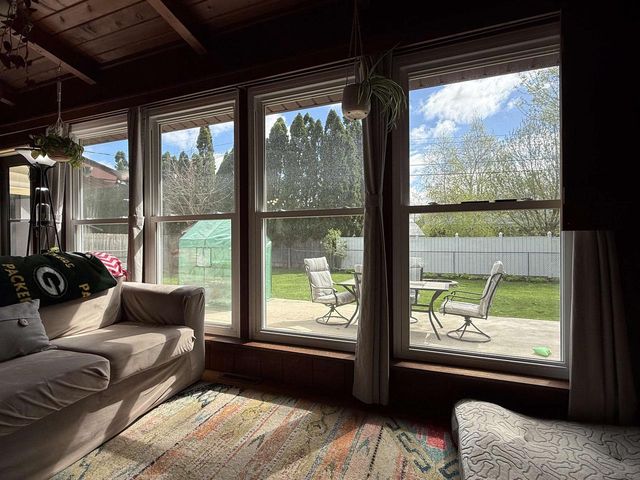 1426 Tamarack Lane, Janesville, WI 53545