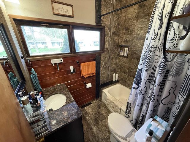 1426 Tamarack Lane, Janesville, WI 53545
