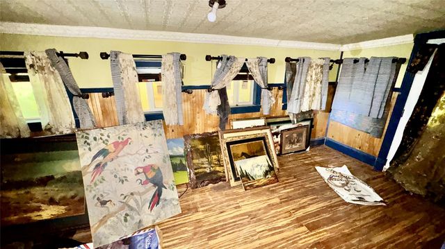 405 E Waring Street, Dayton, TX 77535