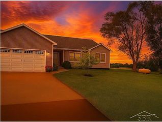 2597 N Hemlock Road, Richland Twp, MI 48626