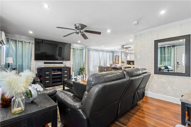 236 Gallatin Street, Providence, RI 02907