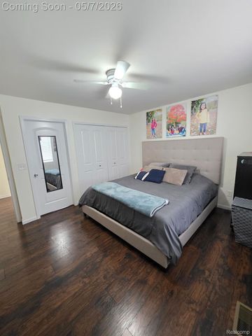 6456 Skylar Lane, Waterford Charter Township, MI 48327