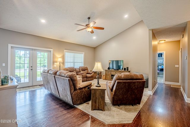 8904 Kingswood Road, Southport, FL 32409
