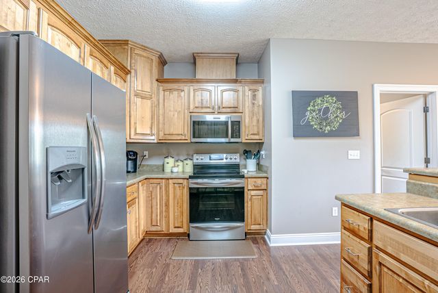 8904 Kingswood Road, Southport, FL 32409