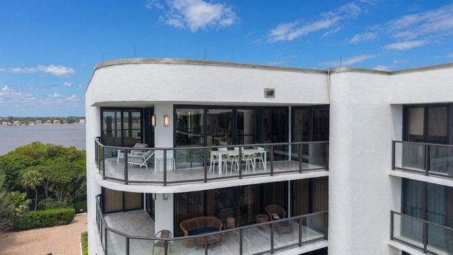 3440 S OCEAN Boulevard 708S, Palm Beach, FL 33480