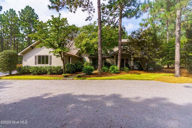35 Bel Air Drive, Pinehurst, NC 28374