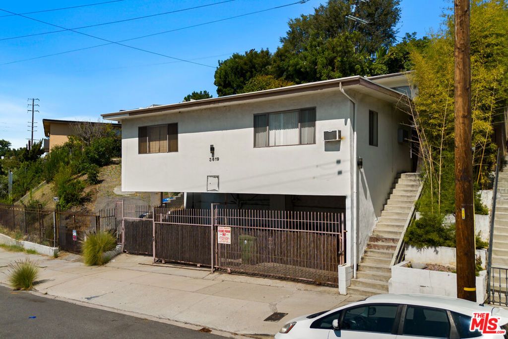 3619 Fletcher Drive, Los Angeles, CA 90065 — exterior
