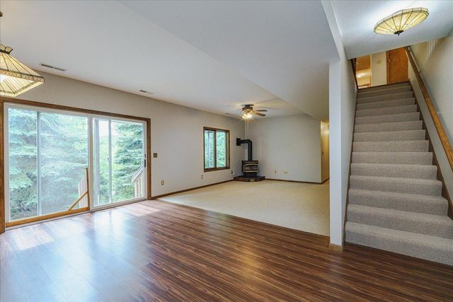 1060 Dennis Street S, Maplewood, MN 55119