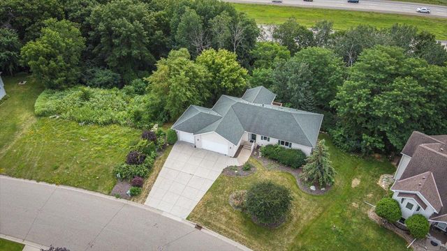 1060 Dennis Street S, Maplewood, MN 55119