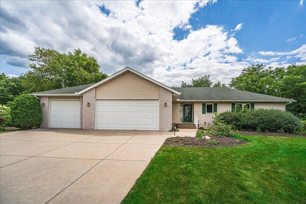 1060 Dennis Street S, Maplewood, MN 55119 — photo 3