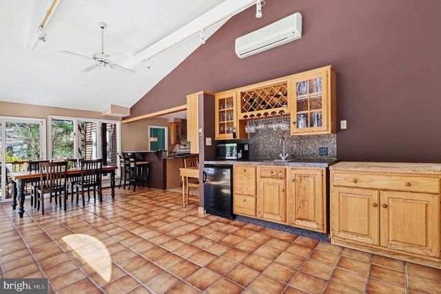730 MAPLE HILL DR, Blue Bell, PA 19422