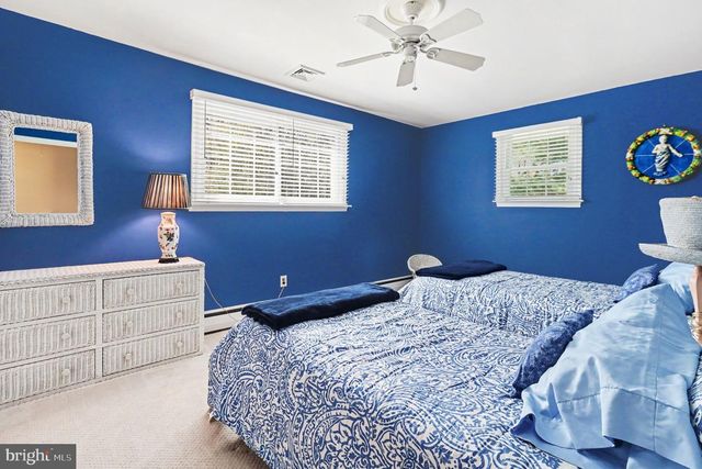 730 MAPLE HILL DR, Blue Bell, PA 19422