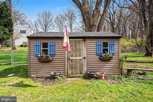 730 MAPLE HILL DR, Blue Bell, PA 19422
