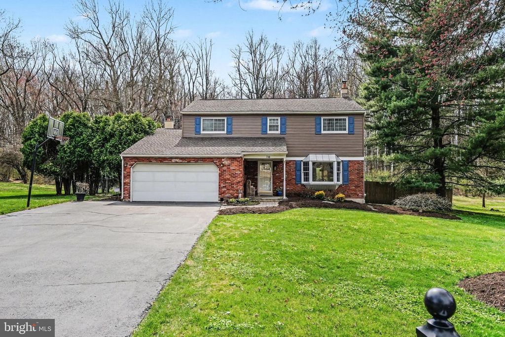 730 MAPLE HILL DR, Blue Bell, PA 19422