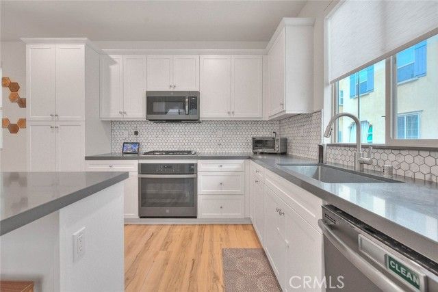 2251 Rose Garden Court, Upland, CA 91786