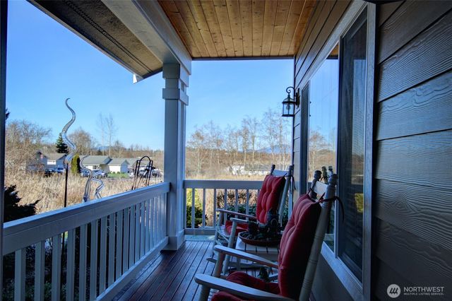 1516 N 43rd Place, Mount Vernon, WA 98273