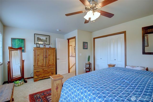 1516 N 43rd Place, Mount Vernon, WA 98273